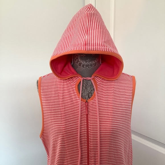 Pacer Two Tone Hooded Full Zip Up Vest Jacket Size: PL - Picture 5 of 11